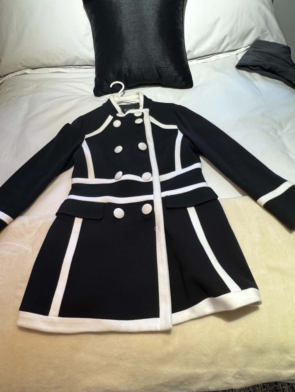 INC Black and White Double-Breasted Women's Coat Sz M With Buttons Done Up